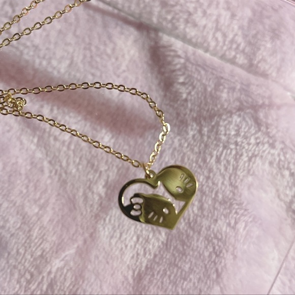 Hello Kitty & Dear Daniel Gold Stainless Steel Heart Pendant Necklace - Picture 4 of 8